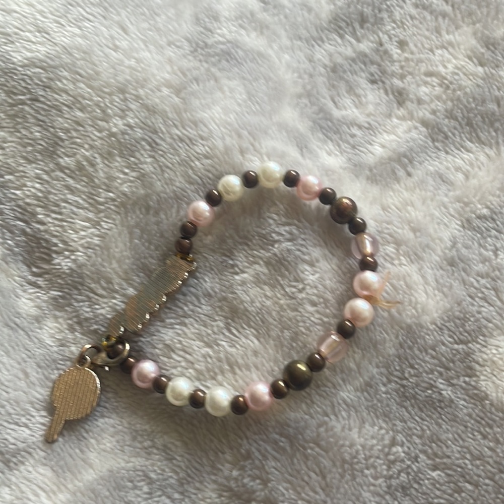 Bracelets - Picture 3 of 4